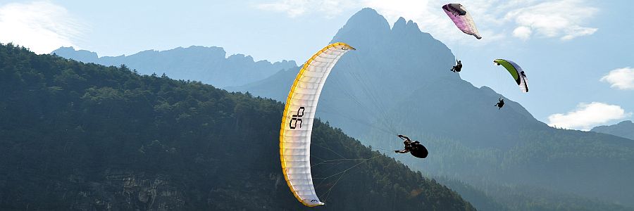 13_kaernten_paraglider