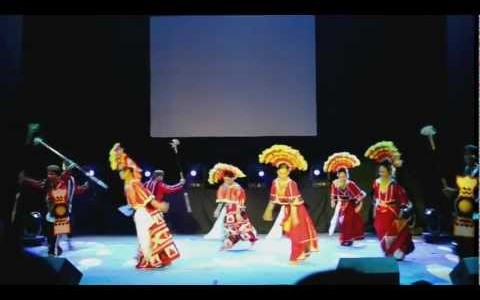 Hue Festival in Vietnam: Video philippinische Tanzgruppe