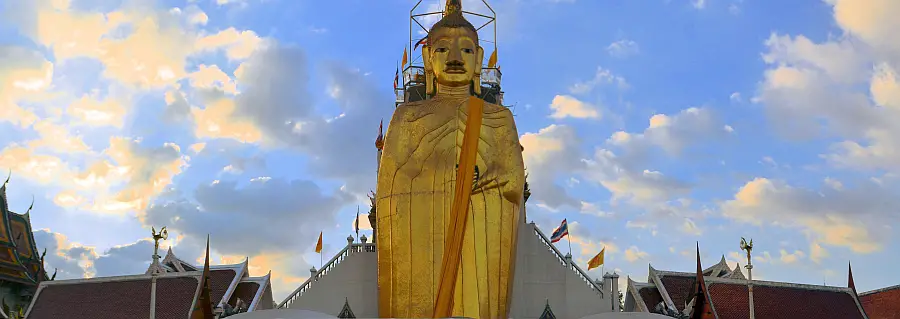 standingbuddha