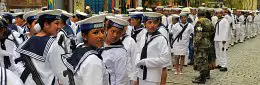 Tag des Meeres in Bolivien - Militärparaden und Säbelrasseln